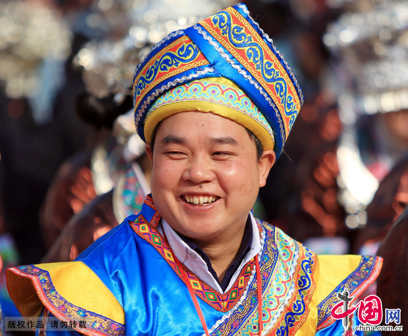 广西柳州市三江侗族自治县侗族小伙。中国网图片库 谭克兴摄影 广西柳州市三江侗族自治县侗族小伙。中国网图片库 谭克兴摄影